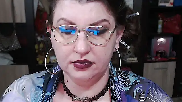 piticaforever online show from March 14, 2025, 12:43 am