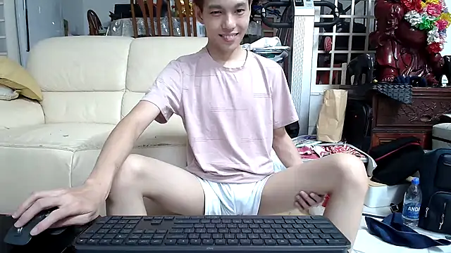 andrewooi online show from January 26, 2025, 3:14 pm