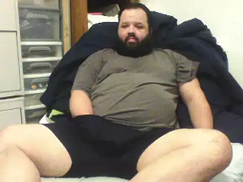 Strongbutgentle36 online show from December 16, 2024, 3:43 pm