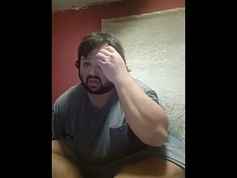 Strongbutgentle36 online show from May 12, 2026, 5:04 am