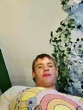 MaddyC6992 online show from December 6, 2024, 1:55 pm