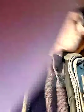 MaddyC6992 online show from January 10, 2025, 6:06 pm