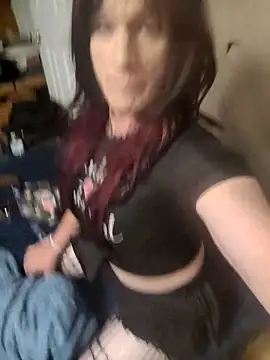 MaddyC6992 online show from May 12, 2026, 6:10 am