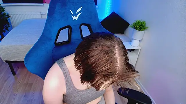 CranberryHot online show from March 2, 2025, 4:42 pm