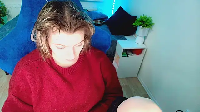 CranberryHot online show from November 22, 2025, 1:26 am