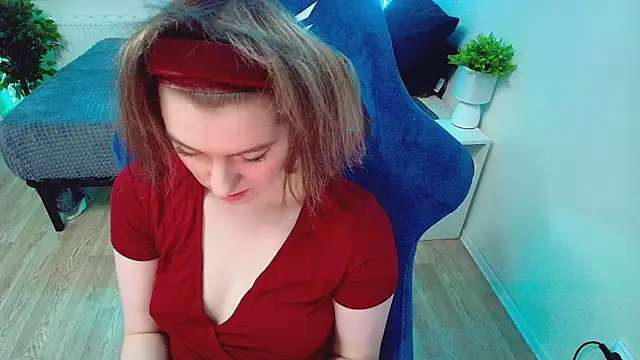 CranberryHot online show from December 20, 2025, 9:22 pm