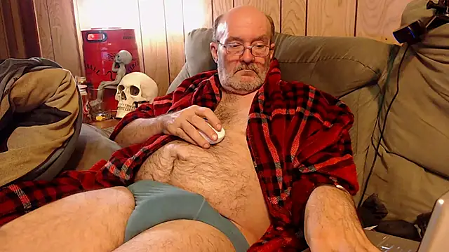 snickers1 online show from November 4, 2025, 2:54 am