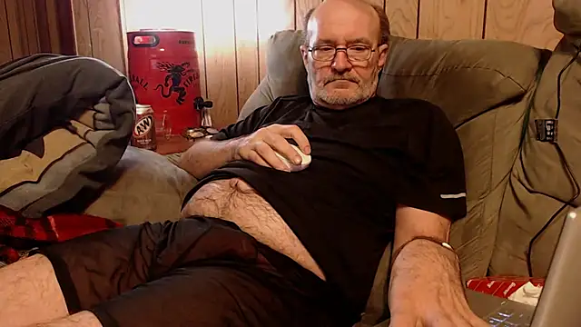 snickers1 online show from November 30, 2025, 7:23 am