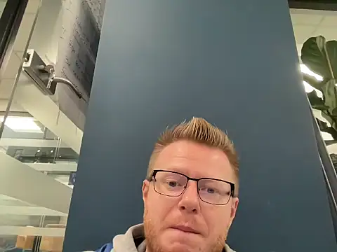 fmodel online show from January 23, 2025, 10:54 am