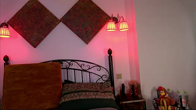 Snapshot of einneuesleben chatting on February 11, 2025, 12:37 pm einneuesleben online show from February 11, 2025, 12:37 pm