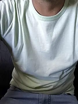 Snapshot of Leo_Big chatting on January 19, 2026, 12:09 pm Leo Big online show from January 19, 2026, 12:09 pm