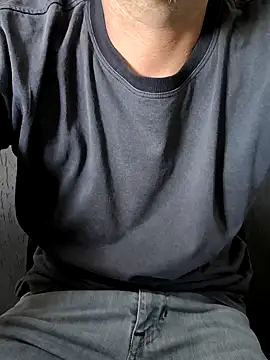 Snapshot of Leo_Big chatting on February 19, 2026, 11:50 am Leo Big online show from February 19, 2026, 11:50 am