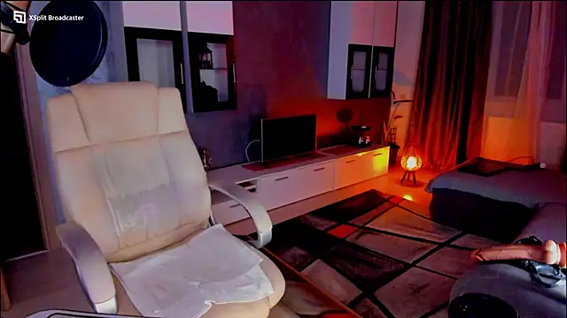 Miss kay1111 online show from December 19, 2024, 4:02 pm