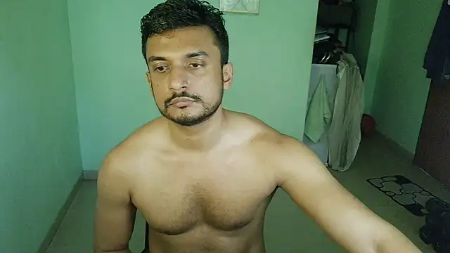 daringcutie online show from March 31, 2026, 9:32 am