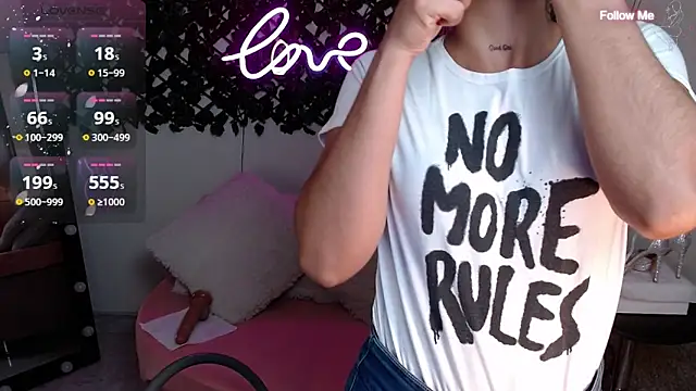 DestinyHills online show from February 4, 2025, 12:11 pm