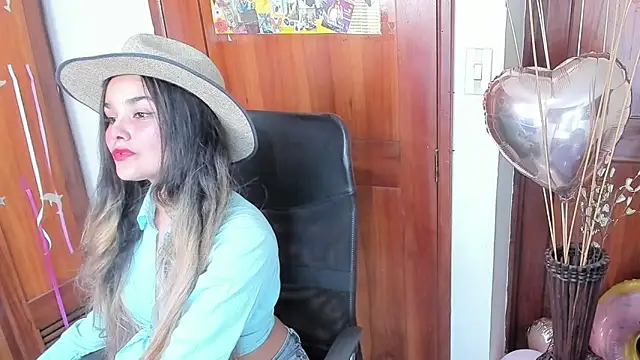 DestinyHills online show from September 12, 2025, 1:49 am