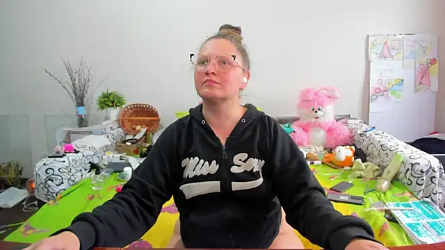 IamYourNarcotic online show from April 22, 2026, 1:12 pm