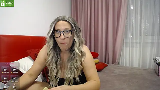 Aphrodite S32 online show from September 9, 2025, 3:22 pm