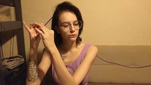 alyssa sweet online show from December 15, 2024, 4:48 pm