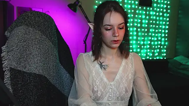 alyssa sweet online show from March 18, 2025, 2:15 am