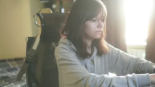 alyssa sweet online show from September 16, 2025, 4:57 am