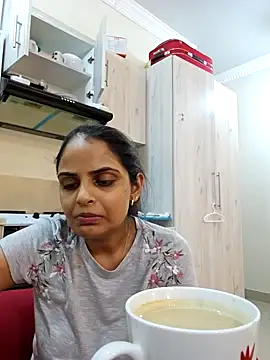 DirtySnowball69 online show from January 2, 2025, 4:35 pm