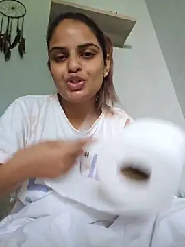 Snapshot of DirtySnowball69 chatting on May 18, 2026, 7:47 am DirtySnowball69 online show from May 18, 2026, 7:47 am