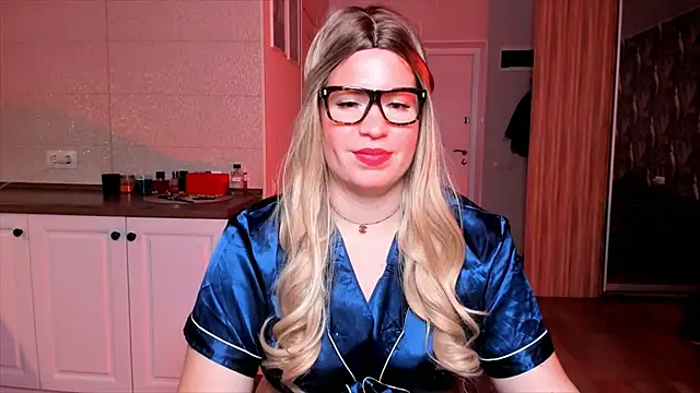 HotTiffani online show from October 20, 2025, 5:52 am