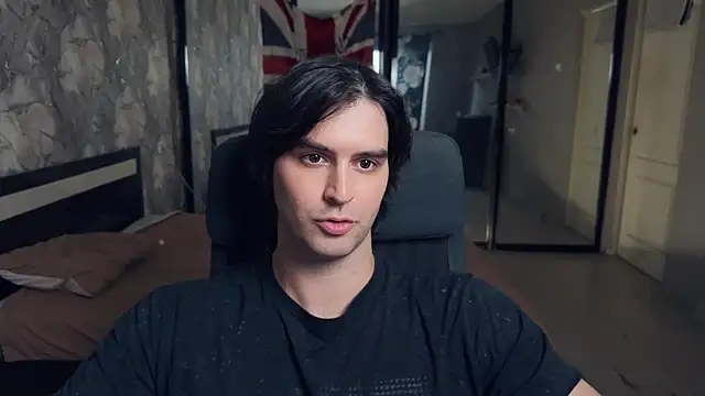 Snapshot of keanu_reevez chatting on October 10, 2025, 1:21 pm keanu reevez online show from October 10, 2025, 1:21 pm