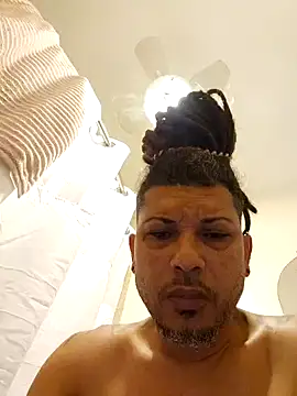 tropikboy online show from February 4, 2025, 9:49 am