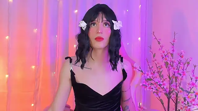 rosseblondee online show from April 19, 2026, 10:01 pm