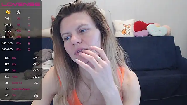 night is dark online show from January 28, 2025, 5:35 pm