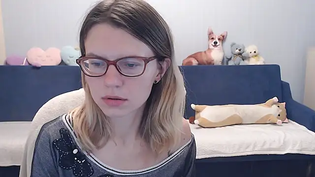 night is dark online show from October 24, 2025, 4:03 pm