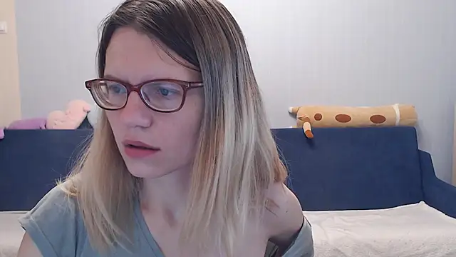 night is dark online show from November 2, 2025, 2:41 pm