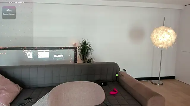 ibiddi online show from February 4, 2025, 1:27 pm