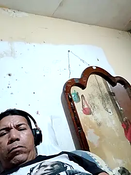 Snapshot of sexxo-69 chatting on December 5, 2025, 6:44 am sexxo-69 online show from December 5, 2025, 6:44 am