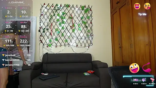 NicoleSantana online show from February 8, 2025, 2:47 am