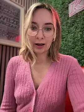 The Snowwhitee online show from February 9, 2025, 9:16 am