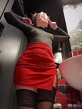 The Snowwhitee online show from February 19, 2025, 7:16 pm