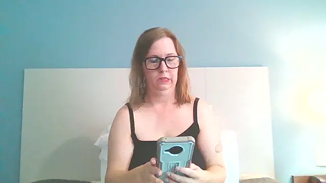 SweetandNaughty1 online show from March 18, 2025, 9:10 pm