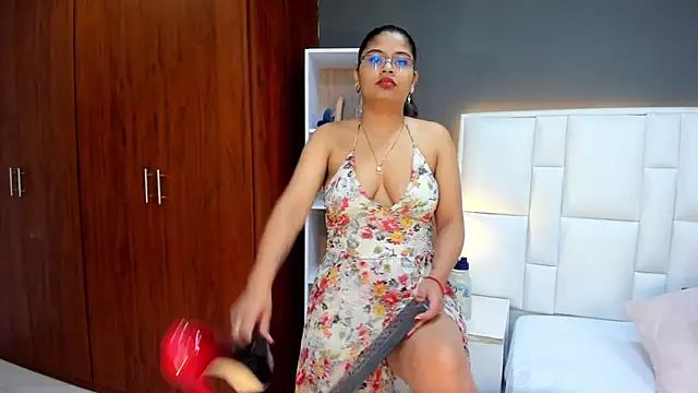 yeral2017 online show from September 10, 2025, 2:17 pm