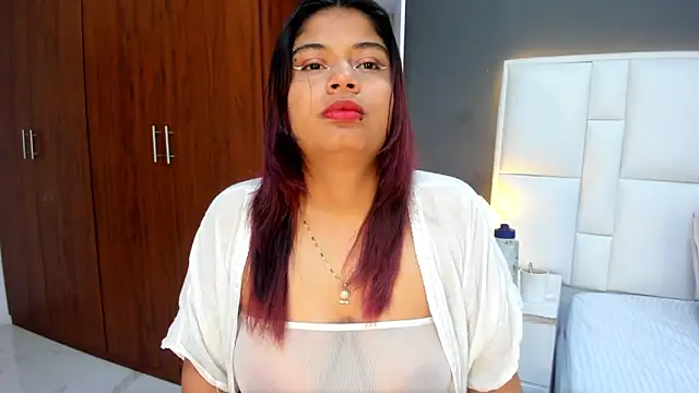 yeral2017 online show from September 26, 2025, 2:10 pm