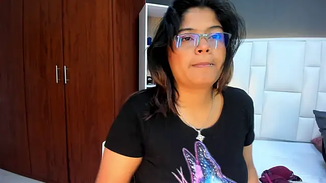 yeral2017 online show from April 9, 2026, 1:27 pm