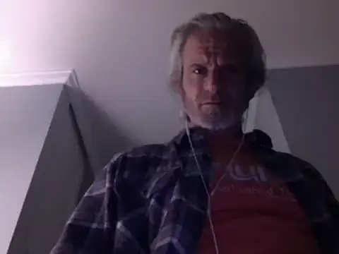 readyforfunxxx online show from December 8, 2024, 12:08 pm