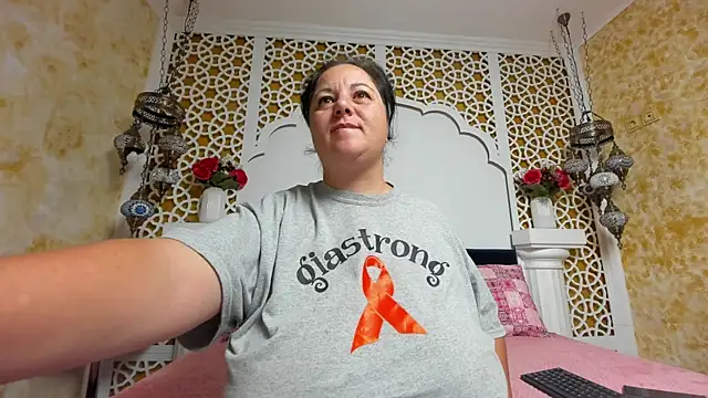 AleshaArabian online show from September 15, 2025, 2:22 am