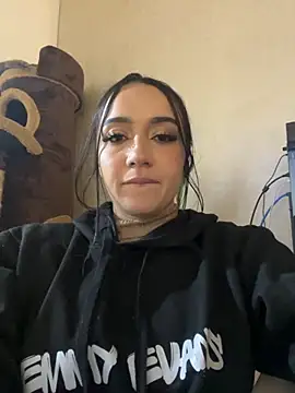 EmmyEvans1 online show from November 21, 2025, 7:34 pm