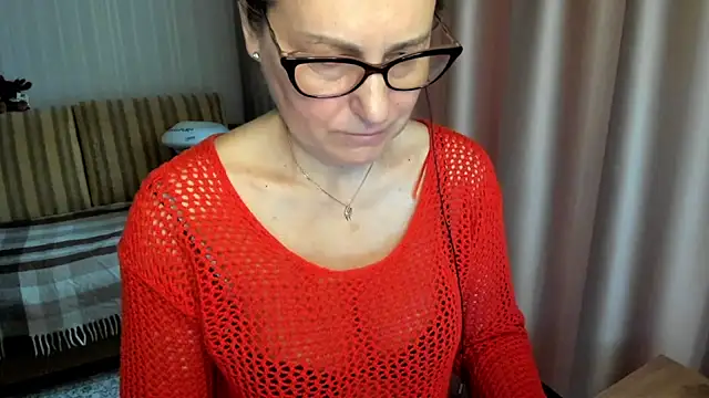 lauraoven online show from March 2, 2026, 6:58 am