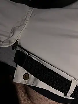 JohnnyBigShot online show from December 20, 2025, 2:29 am