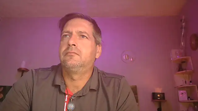 matrikes1 online show from October 17, 2025, 1:35 pm