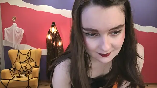 CloudGrace online show from October 28, 2025, 6:21 pm